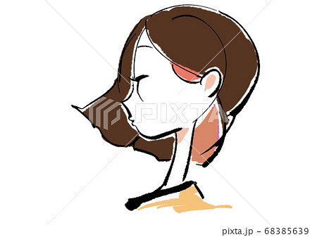 ショートヘアな女性の横顔 68385639