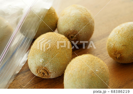 冷凍キウイ 冷凍キウイ 68386219