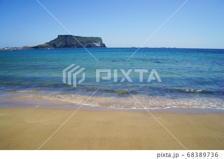 海 風景 ビーチ 68389736