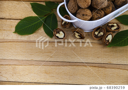 Walnuts and leaves Walnuts and leaves 68390259