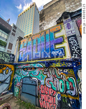 Graffitis in Bangkok Thailand south east asia 68395125