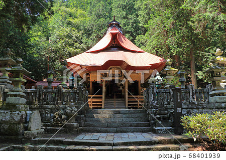 仏崎観音寺 長野県大町市 仏崎観音寺 長野県大町市 68401939