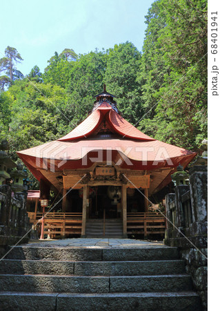 仏崎観音寺　長野県大町市 68401941