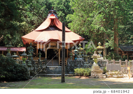仏崎観音寺 長野県大町市 仏崎観音寺 長野県大町市 68401942