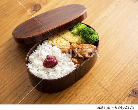 お弁当　曲げわっぱ 68402375
