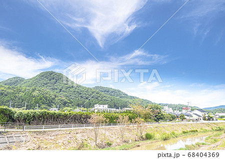 岩室温泉矢川上流より温泉街を望む 岩室温泉矢川上流より温泉街を望む 68404369