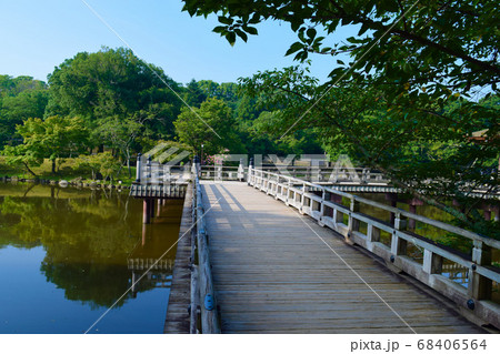 奈良公園　鷺池　浮見堂 68406564