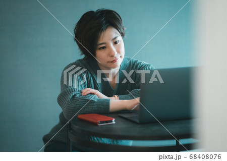 30代女性ライフスタイル 68408076