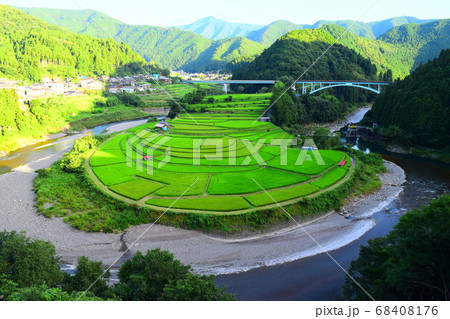 あらぎ島　和歌山県 68408176