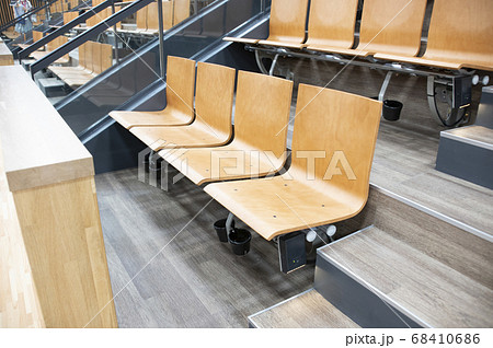 横浜武道館　武道場　観客席 68410686