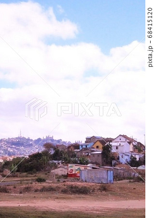マダガスカル・アンタナナリボの風景　Scenery Antananarivo Madagascar 68415120