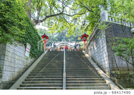 【神奈川県】江島神社の辺津宮への石段 【神奈川県】江島神社の辺津宮への石段 68417490