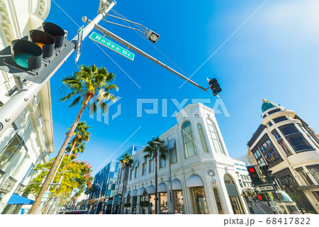 Shining sun over Rodeo Drive 68417822