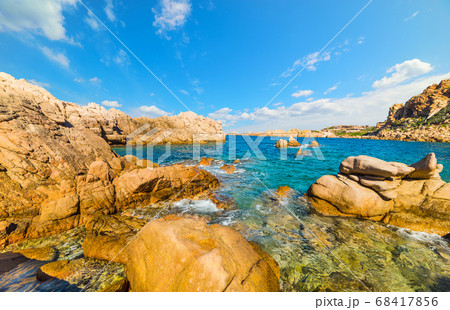 Yellow rocks in Costa Paradiso 68417856