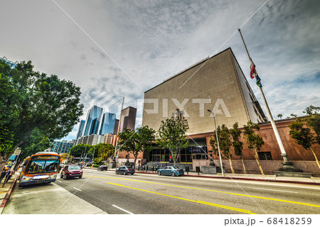 Overcast sky over downtown Los Angeles 68418259