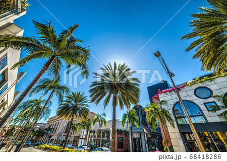 Rodeo drive in Beverly Hills 68418286