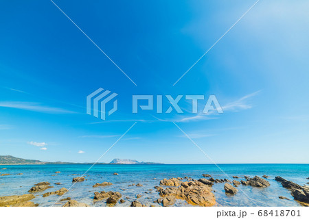 clear sky over Cala d'Ambra 68418701