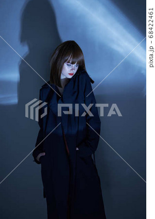 girl fashion clothes photo studio hairstyle isolated background 68422461