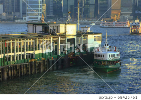 2 Aug 2008 ferry service operator, tourist 68425761