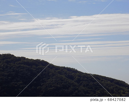 波状雲 巻層雲 地震雲 undulatus Roll clouds Earthquake cloud 波状雲 巻層雲 地震雲 undulatus Roll clouds Earthquake cloud 68427082