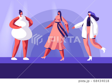 Fashion Show with Top Models on Catwalk 68434018