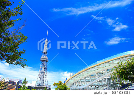 名古屋市、水の宇宙船とテレビ塔の風景 名古屋市、水の宇宙船とテレビ塔の風景 68438882