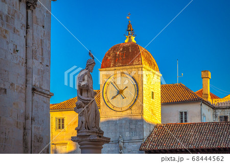 The city loggia in Trogir at sunset, Croatia. 68444562