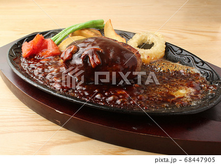 ハンバーグ 68447905