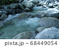 渓谷 68449054