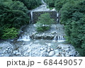 渓谷 68449057