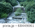 渓谷 68449061