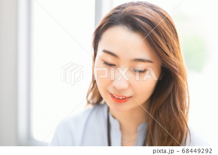 ビジネスウーマン 68449292