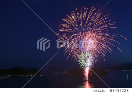 伊根の花火 68452228