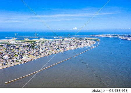 波崎漁港と銚子港（茨城県神栖市、千葉県銚子市） 68453443