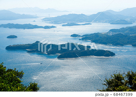 瀬戸内海のしまなみ　広島県三原市の竜王山展望台から 68467399