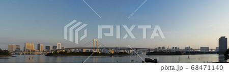 東京港区台場公園から東京湾を一望する大パノラマ 東京港区台場公園から東京湾を一望する大パノラマ 68471140