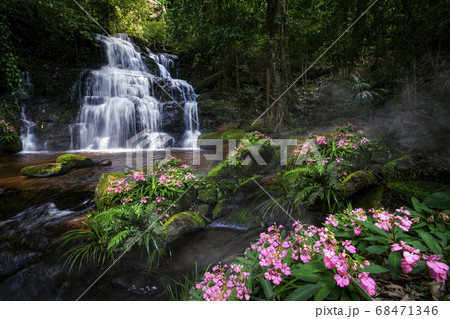 Unseen Man daeng water fall in phuhinrongkla park Unseen Man daeng water fall in phuhinrongkla park 68471346
