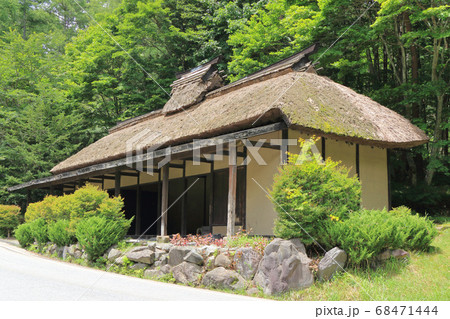 中山道和田峠　接待茶屋跡 68471444