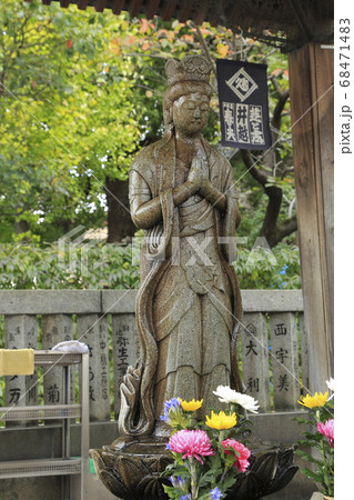 柴又帝釈天（帝釈天題経寺）　御神水と浄行菩薩 68471483