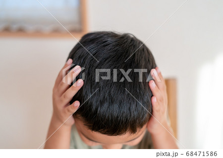 6 years old 68471586