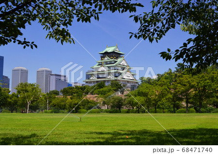 大阪城 西の丸庭園から望む天守閣 大阪城 西の丸庭園から望む天守閣 68471740