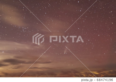 ネオワイズ彗星 68474196