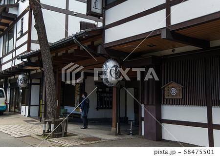 日本一の湧出量を誇る「草津温泉」　標高1200mに広がる山の中の温泉 68475501