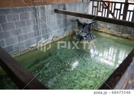日本一の湧出量を誇る「草津温泉」 標高1200mに広がる山の中の温泉 日本一の湧出量を誇る「草津温泉」 標高1200mに広がる山の中の温泉 68475546