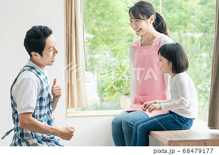 保育イメージ　保育士 68479177