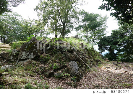 美濃金山城（岐阜県可児市） 68480574