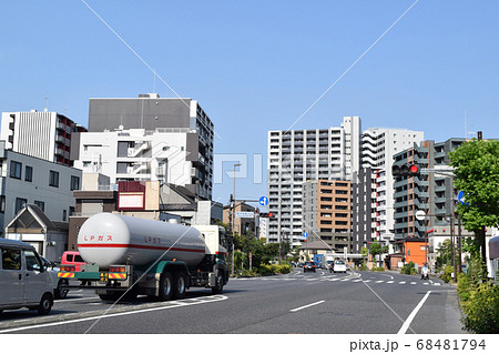 国道15号(JR新子安駅・京急新子安駅前) 68481794