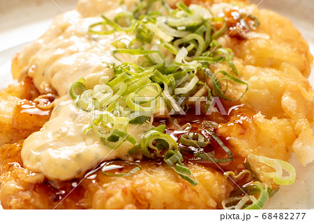 チキン南蛮(タルタルソースがけ)のアップ。 68482277