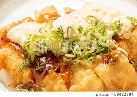 チキン南蛮(タルタルソースがけ)のアップ。 チキン南蛮(タルタルソースがけ)のアップ。 68482294