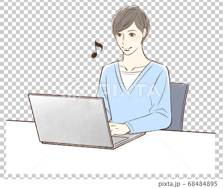 笑顔でパソコンを操作する男性 68484895